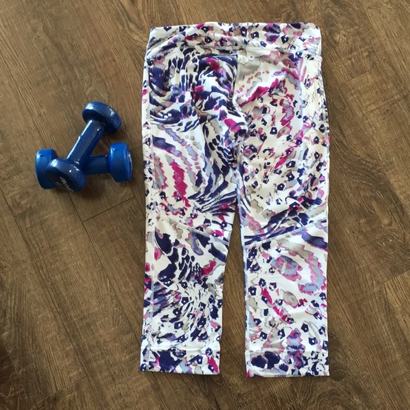 O’Neill active wear capri pants - Picture 2 of 5